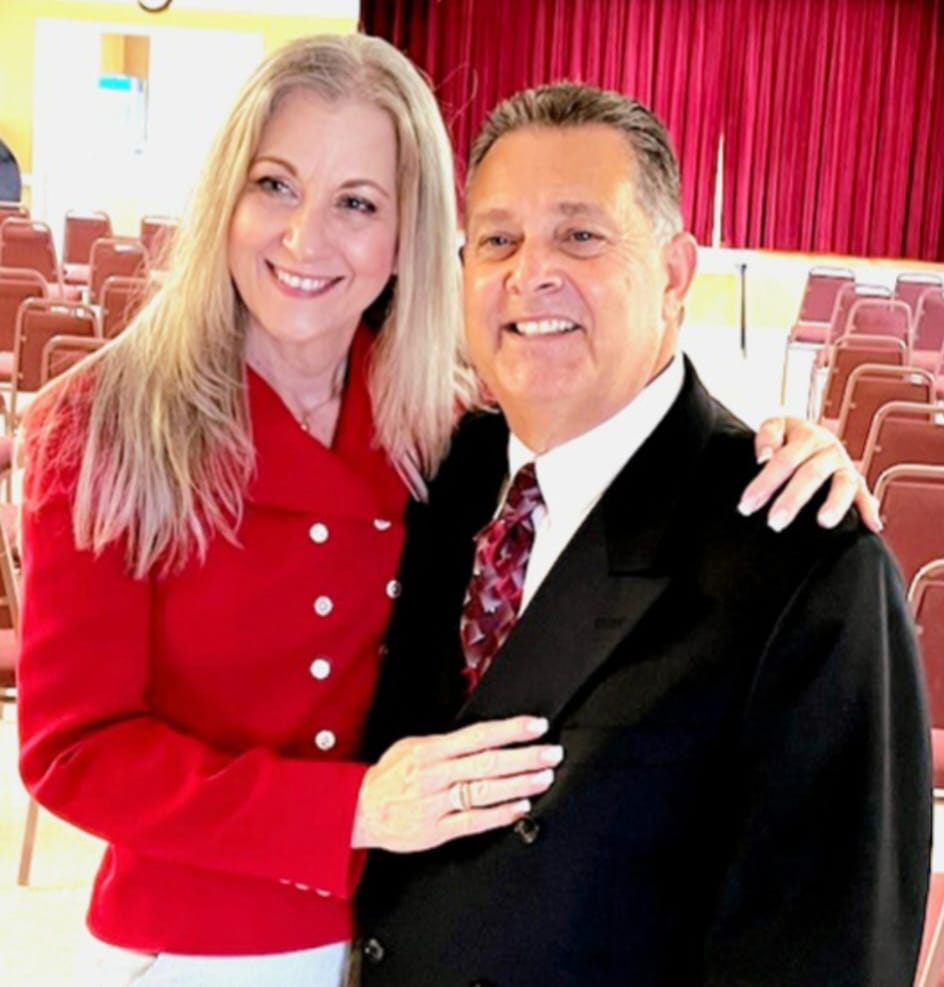 Pastor Rob and Cindy Volpe